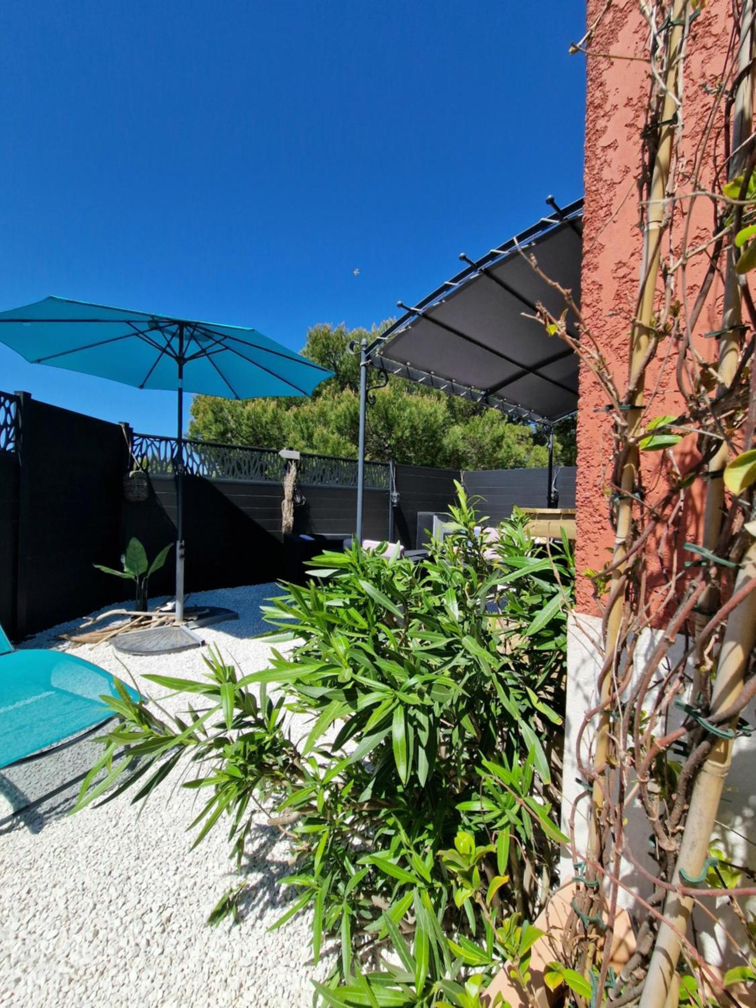 L'Instant Mer - Bord De Mer - Studio Avec Grand Jardin A La Capte Йер Экстерьер фото